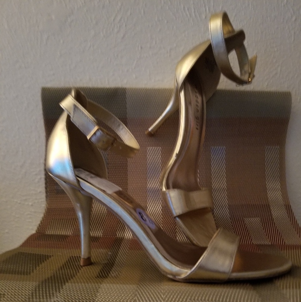 Ladies Shoes - Brand New